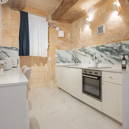 Palazzo Stella Ground Floor By Vallettastay *