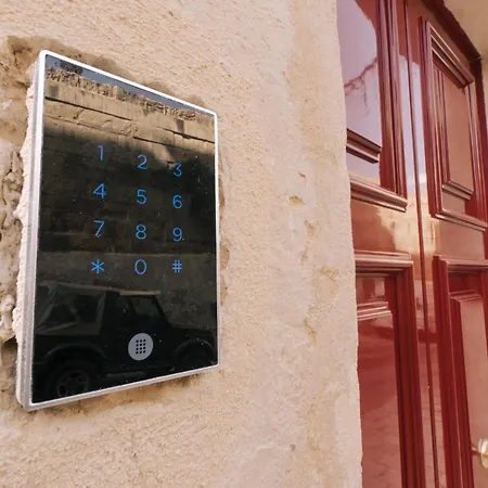 Palazzo Stella Ground Floor By Vallettastay Apartament