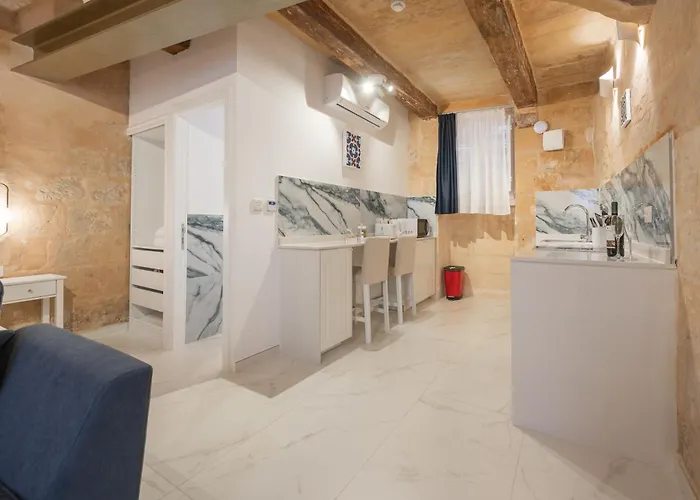 Apartman Palazzo Stella Ground Floor By Vallettastay